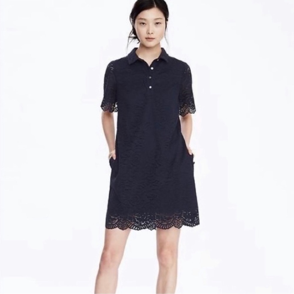 Banana Republic Short Sleeve Floral Lace Shift Dress SZ Medium in Navy Blue